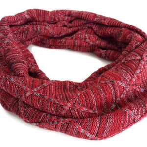 Diamond Cable knit infinity scarf red and black